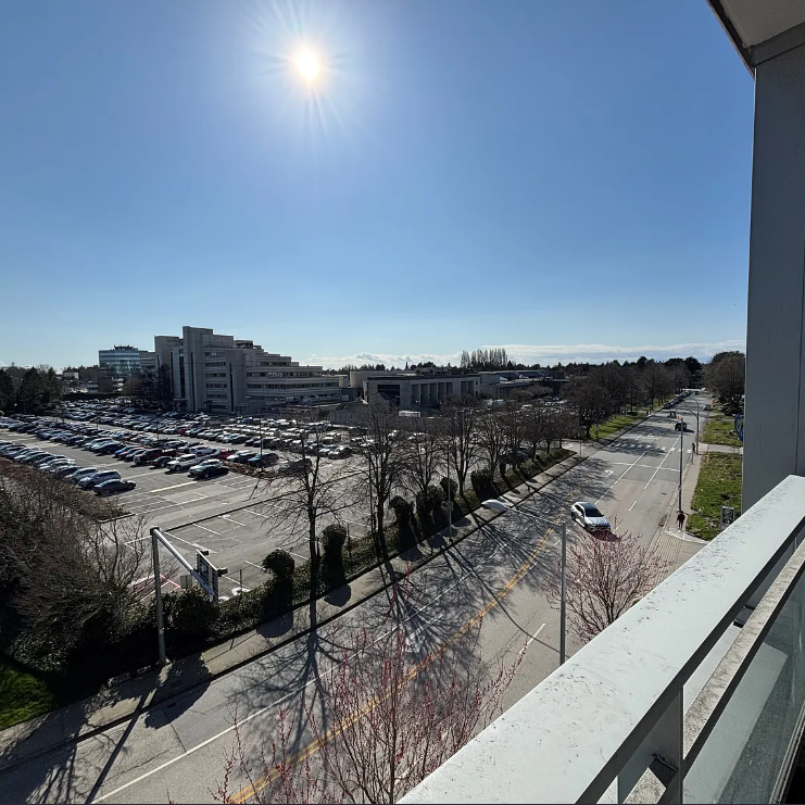 5511 Hollybridge Way condo — Richmond, BC (1-Bedroom) - 1 Bedroom - Photo 1