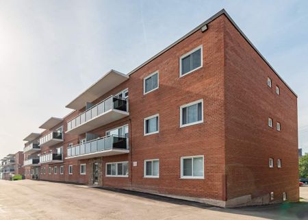 Hillcrest Apartments - Photo 5