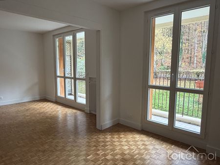 Location Appartement 5 pièces 94m² GIF SUR YVETTE 91190 - Photo 2