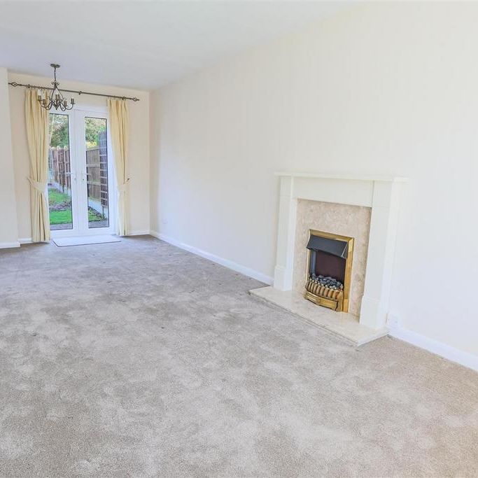 4 bedroom detached house to rent - Photo 1