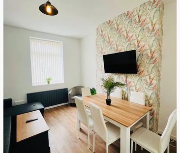 4 Bed Terraced House, Hawkesworh Street, L4 - Photo 2