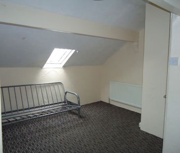 Cross Flatts Place, Beeston, LS11 7JN - Photo 6