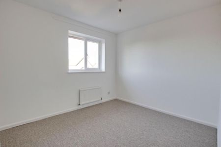 4 bedroom terraced house to rent - Photo 5