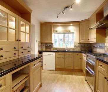 De Tracey Park, Bovey Tracey, TQ13 - Photo 1