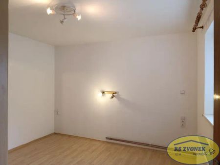 Pronájem bytu 2+kk Komenského, Hulín - Photo 3