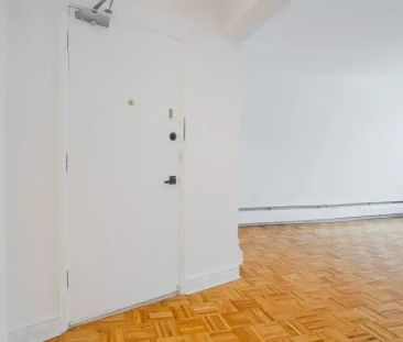 1000 Rue Pratt — 3 ½ - Photo 2