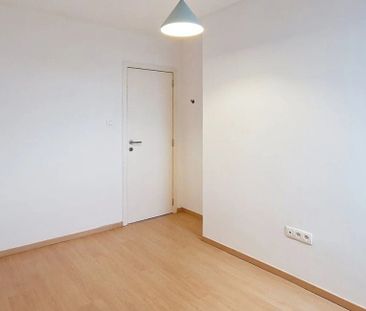 Appartement te huur in Liège voor € 790 met 1 slaapkamer - Photo 2