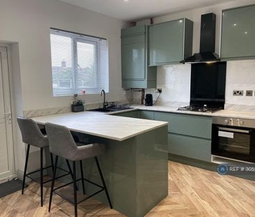 3 bedroom terraced house to rent - Photo 6