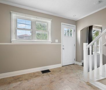 For Lease - 229 Morton Street, Thorold, Ontario - Photo 2