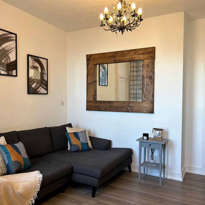 1 Bed Flat, Victoria Road, AB11 - Photo 1