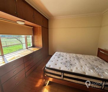 4 BED HOME WITH RURAL OUTLOOK - Photo 4