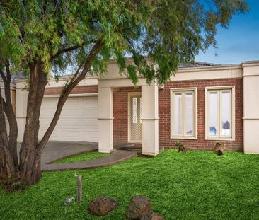 Parkfront Comfort Meets Family Convenience - Photo 3