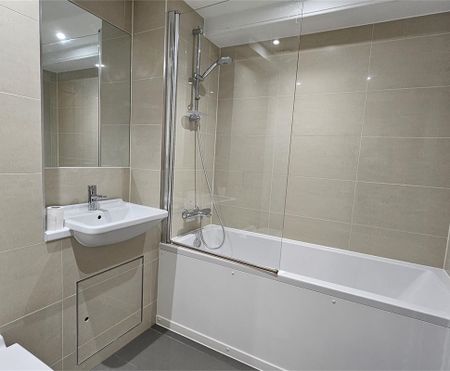 Flat 2, Milton Road Library, Ascham Road, Cambridge - Photo 5