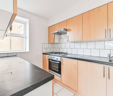 1 bedroom flat to rent - Photo 6