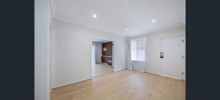 Nice House in North Adelaide - Photo 3