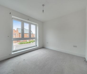 3 bedroom detached house to rent - Photo 2