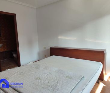 Piso de alquiler en Oviedo - Calle Rafael Altamira, Buenavista - Photo 3