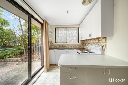 1 Napper Place, Charnwood ACT 2615 - House For Rent | Domain - Photo 2