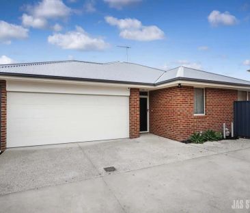 “Custom Built Rear Unit” - Photo 2