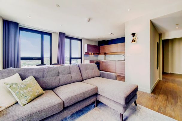 3 Bedroom Apartment - Photo 1