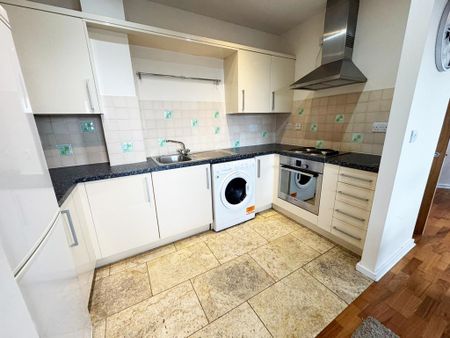 1 bedroom flat to rent - Photo 4