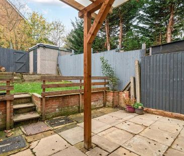 3 bedroom terraced house to rent - Photo 5