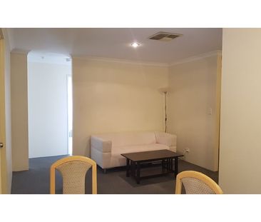Large, Nice Room Opposite Curtin Uni. No Bills to Pay, FREE WIFI. - Photo 1