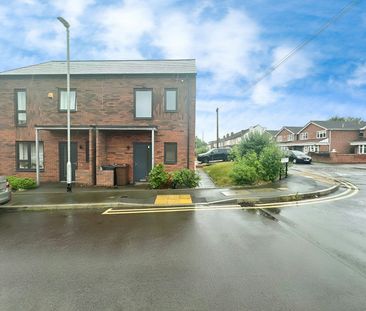 Semi-detached house to rent on - Photo 6