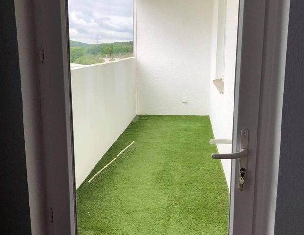 Schöne Etagenwohnung in Dudweiler Skalleystraße, auch mit Stellplatz möglich - Photo 1