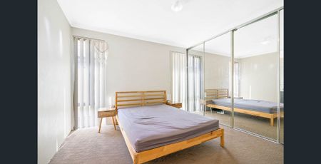 Quiet & Peaceful Living - Photo 5