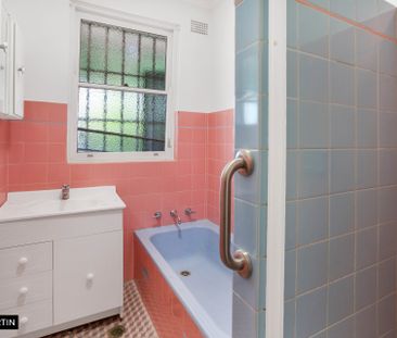 MGM MARTIN – THREE BEDROOM HOUSE (UNFURNISHED) - Photo 4
