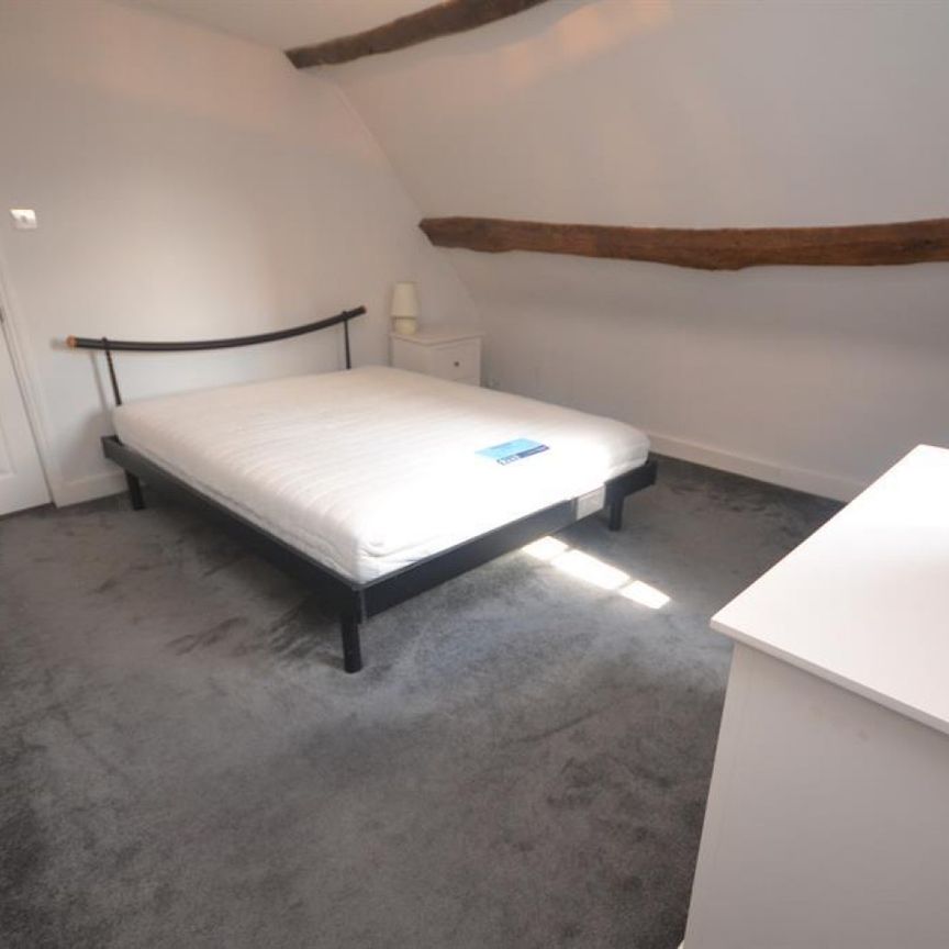 1 bedroom Flat To Let - Photo 1