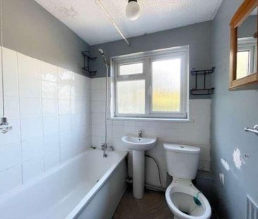 Newling Close, Beckton, E6 - Photo 5