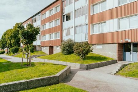 Hasselbackevägen 16 - Photo 2