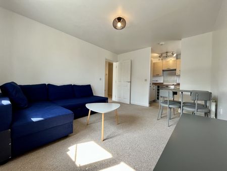 Greenway Road, Rumney - Photo 2