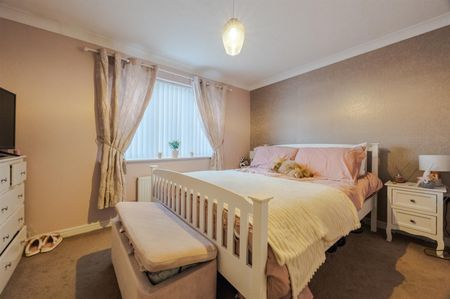 To Let 2 Bed House - Semi-Detached - Photo 4