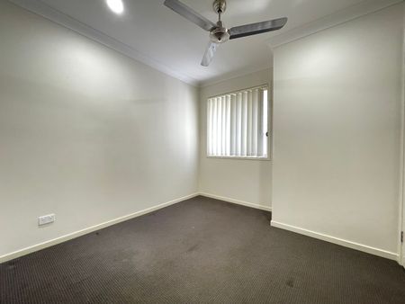 Well Positioned Home Opposite Parkland And Only A Short Walk To School - Photo 5