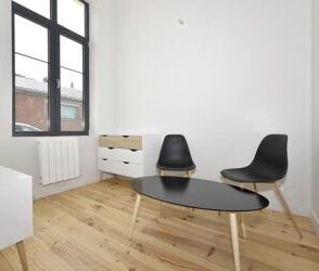 Location Chambre 2 pièces 151 m2 à Saint-Quentin - Photo 2