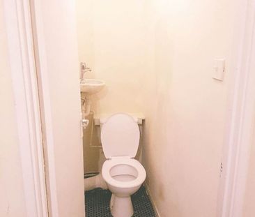 Room in a Shared Flat, Halyard House, E14 - Photo 5