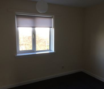2 Bed Flat, Arnprior Rd, G45 - Photo 2