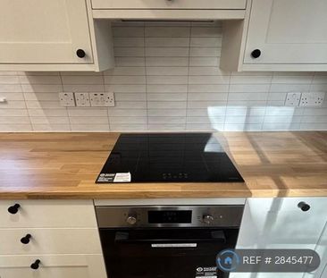 2 bedroom detached house to rent - Photo 4