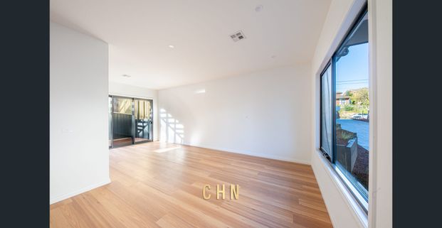 Welcome to Ruffey lake village - Photo 1