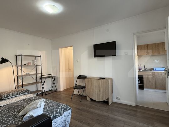 Garsoniera decomandată, 30mp, zona Piață Zorilor - Fotografie 1