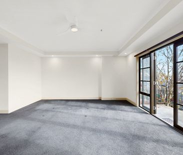 8/7 Hall Street, Moonee Ponds VIC 3039 - Photo 3