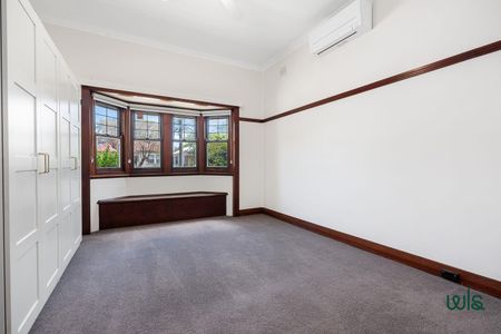 17 Hinkler Street, Mayfield NSW 2304 - House For Rent | Domain - Photo 4