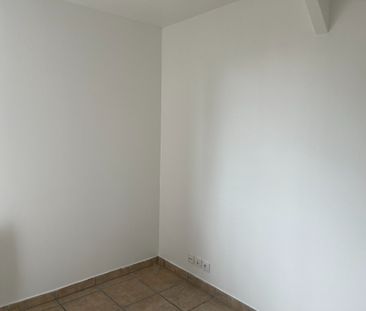 Appartement Jouy Le Moutier 2 pièces 28 m2 - Photo 1