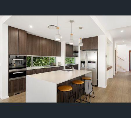 18 Bonaire Court, Kawana Island, Qld 4575 - Photo 4