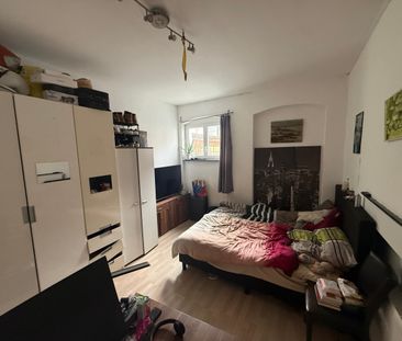 S-Bad Cannstatt: Gepflegte 3-Zi.-Whg. mit EBK und TL-Bad * 75qm * 3... - Photo 3