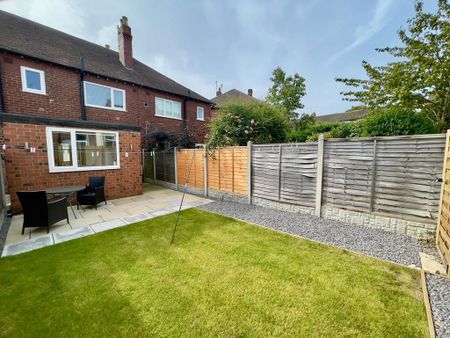 2 bedroom terraced house to rent - Photo 2