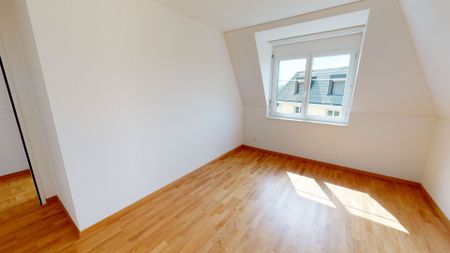 CHARMANTE Dachwohnung - Photo 2